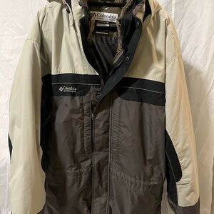 Columbia Face Black and Gray Performance Jacket with High Collar